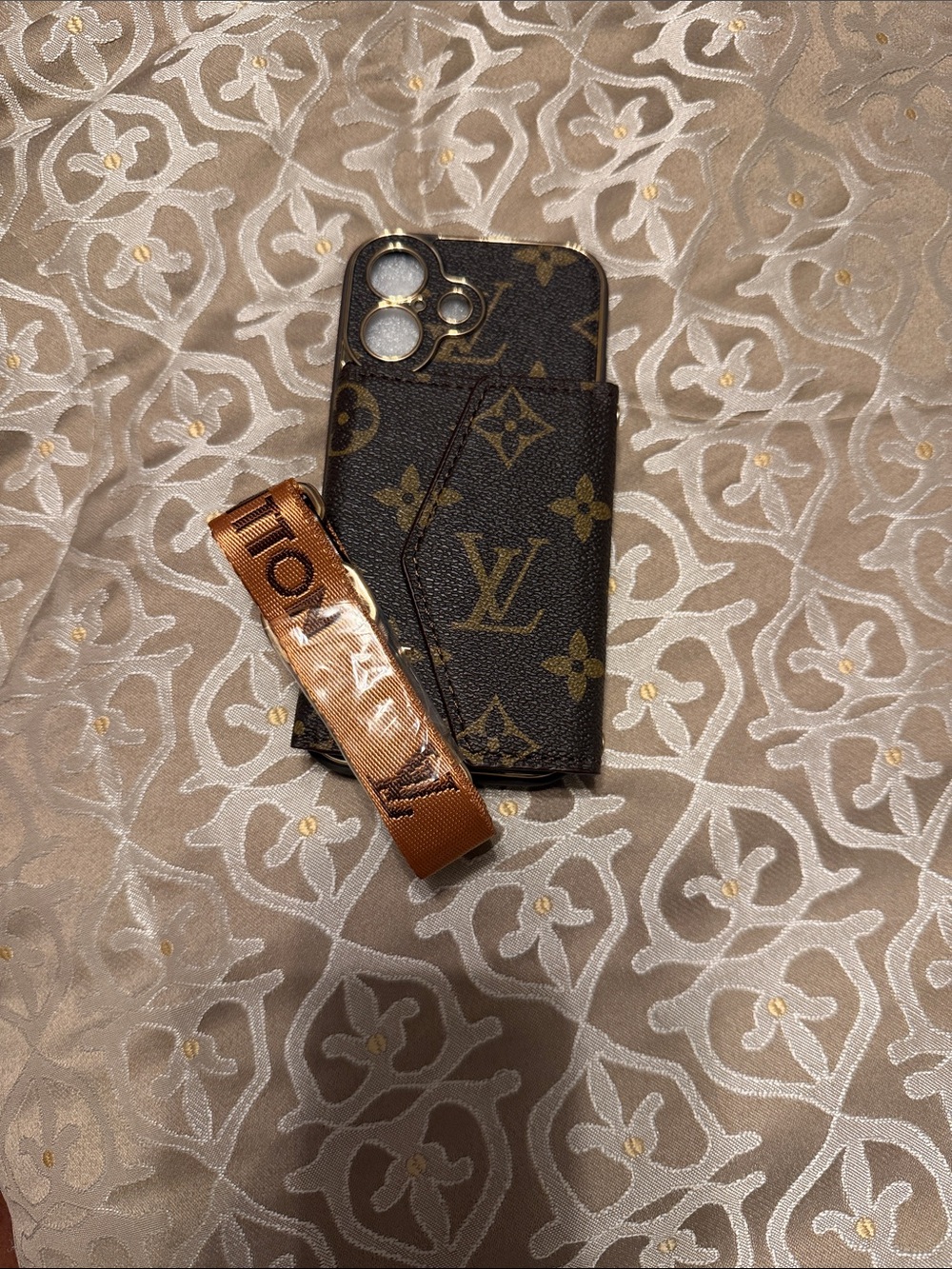 Luxury Brown Monogram Phone Case with crossbody Strap IPhone 17